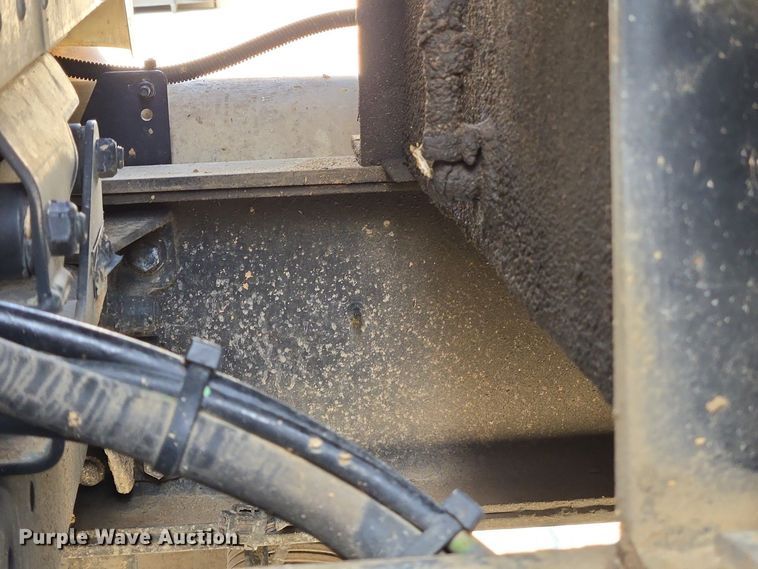 image for item EJ7392 2008 Peterbilt 340 dump truck