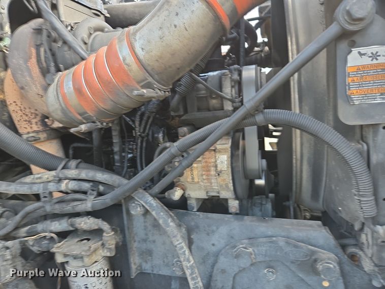 image for item EJ7392 2008 Peterbilt 340 dump truck