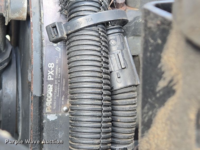 image for item EJ7392 2008 Peterbilt 340 dump truck