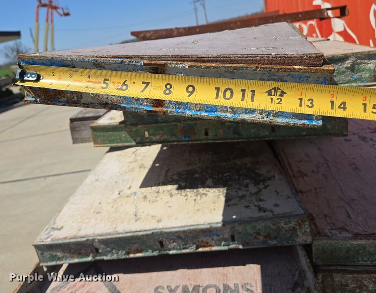 image for item EJ7393 Approximately 78 concrete forms