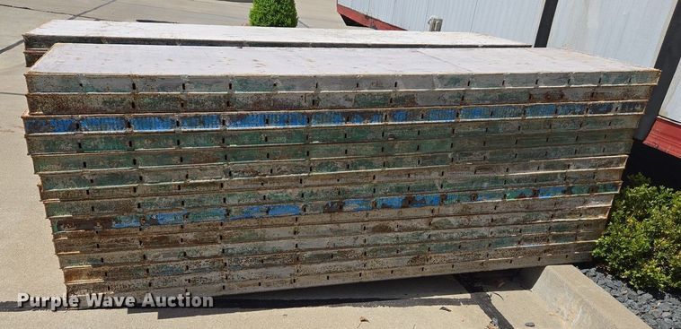 image for item EJ7395 Approximately 30 concrete forms