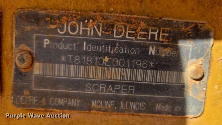 image for item EJ7399 2004 John Deere 1810E scraper