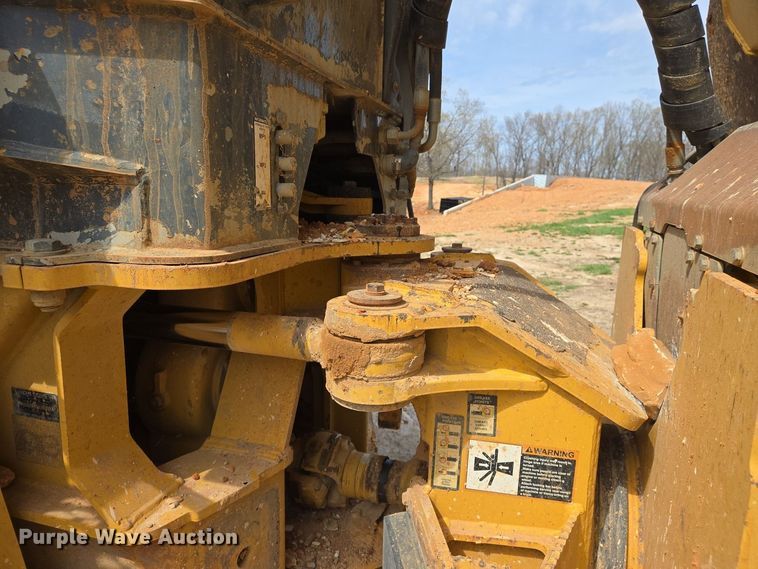 image for item EJ7401 2006 John Deere 300D articulated haul truck