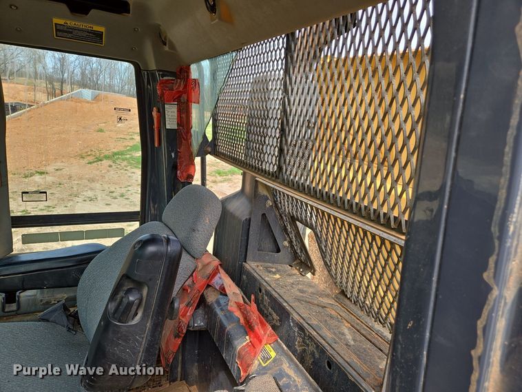 image for item EJ7401 2006 John Deere 300D articulated haul truck