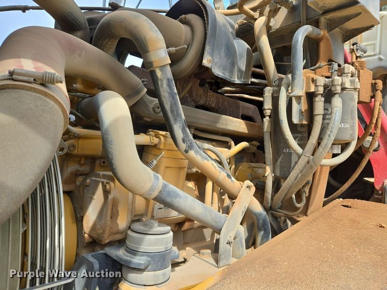 image for item EJ7401 2006 John Deere 300D articulated haul truck