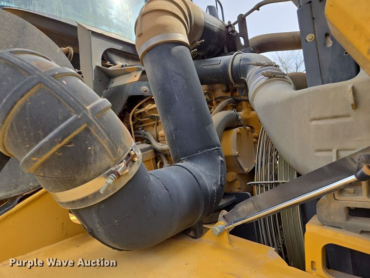 image for item EJ7401 2006 John Deere 300D articulated haul truck