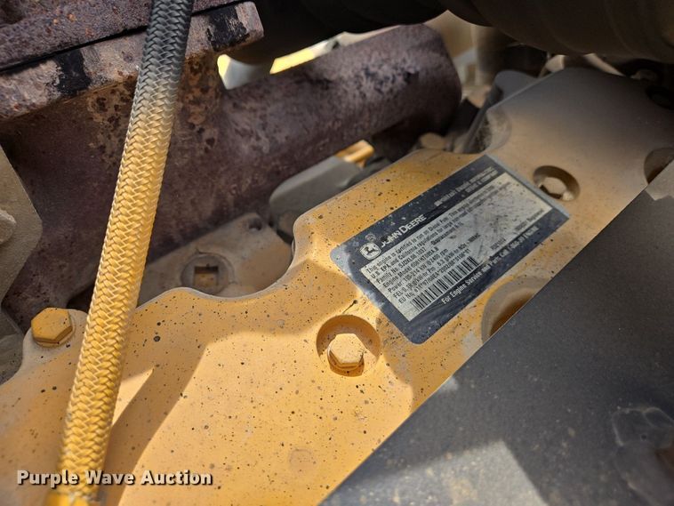 image for item EJ7401 2006 John Deere 300D articulated haul truck