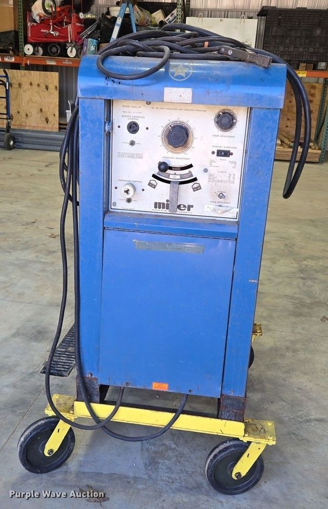 image for item EJ7411 Miller 320A/BP welder