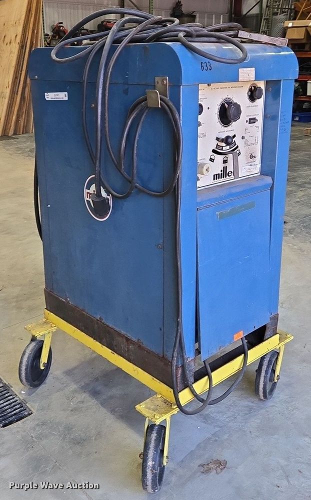 image for item EJ7411 Miller 320A/BP welder