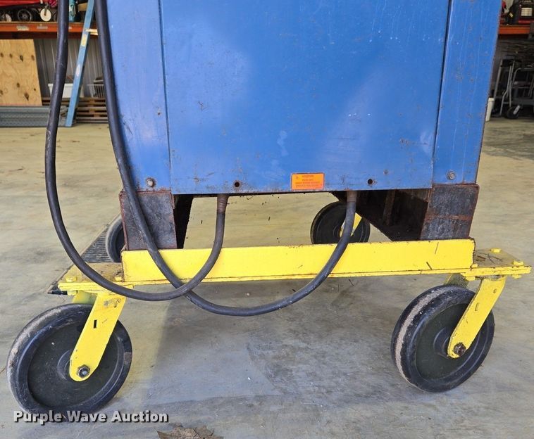 image for item EJ7411 Miller 320A/BP welder