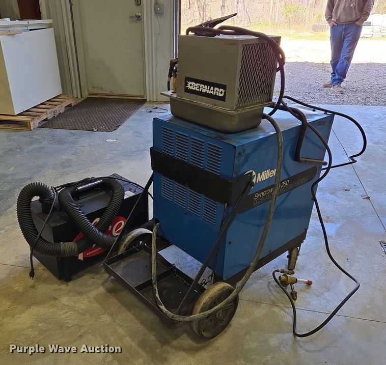 image for item EJ7412 Miller Syncrowave 250 welder