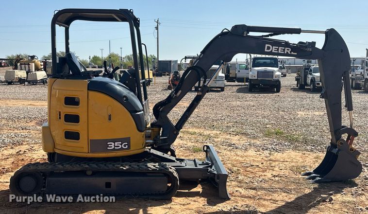 image for item EJ8628 2019 John Deere 35G mini excavator