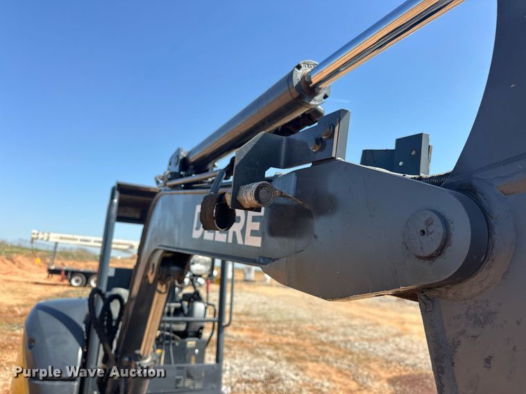 image for item EJ8628 2019 John Deere 35G mini excavator