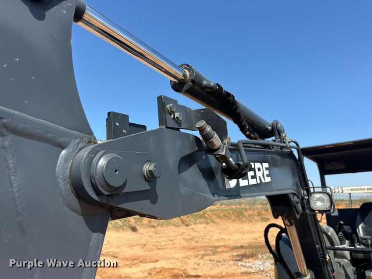 image for item EJ8628 2019 John Deere 35G mini excavator