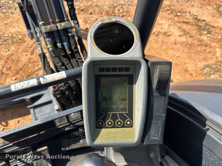 image for item EJ8628 2019 John Deere 35G mini excavator