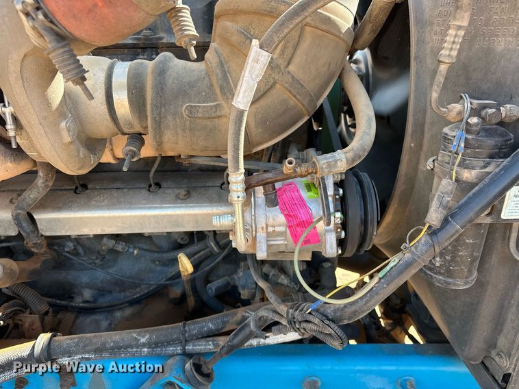 image for item EJ8632 2001 Mack  CH613 dump truck