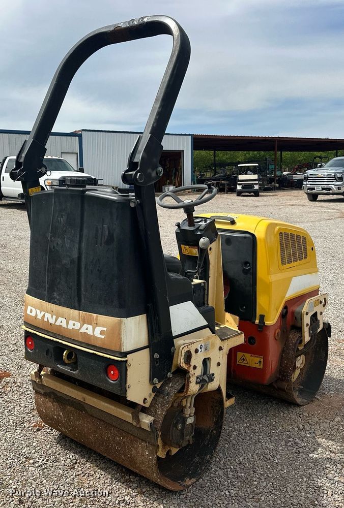 image for item EJ8646 Dynapac CC900G double drum vibratory roller