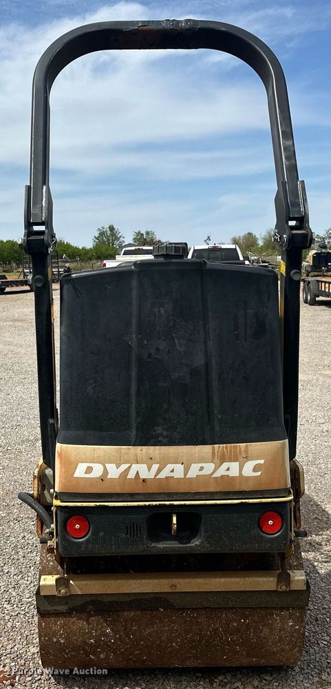image for item EJ8646 Dynapac CC900G double drum vibratory roller