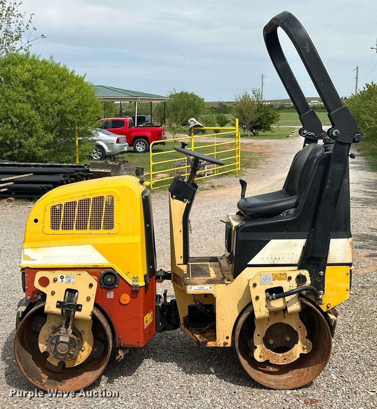 ミニカー DYNAPACK Vibratory Roller CC 232 Dynapac CC 232 HF Specifications & Technical Data (1996-2009
