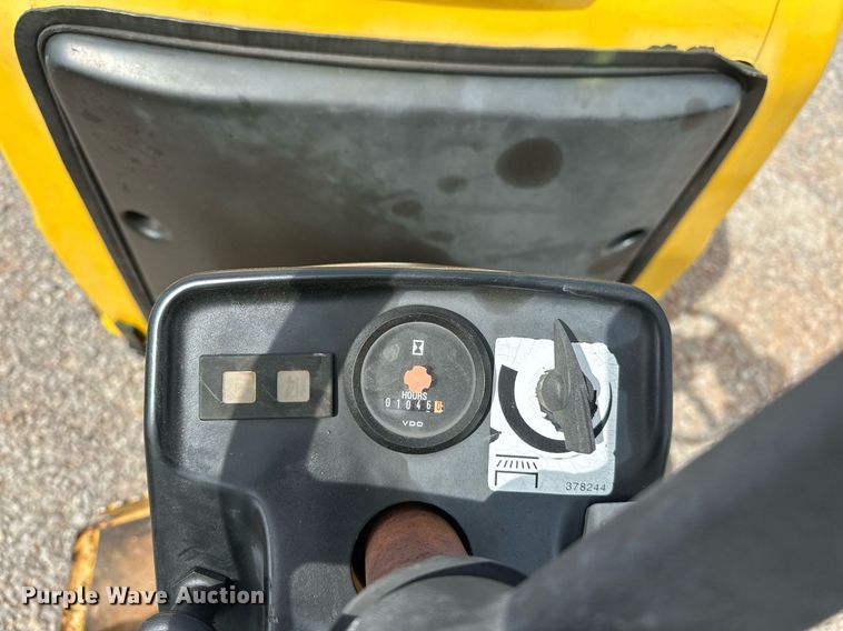 image for item EJ8646 Dynapac CC900G double drum vibratory roller