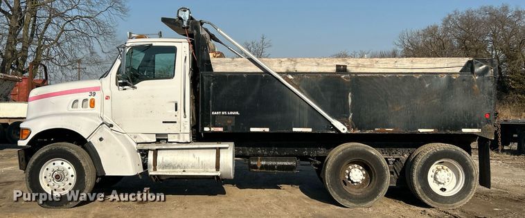 image for item EK2739 1999 Sterling L8511 dump truck