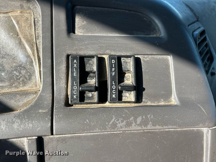 image for item EK2739 1999 Sterling L8511 dump truck