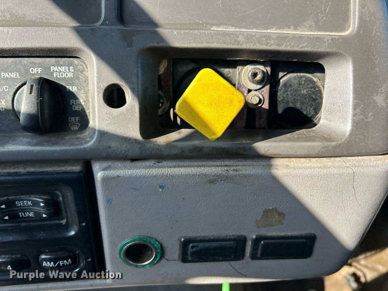 image for item EK2739 1999 Sterling L8511 dump truck