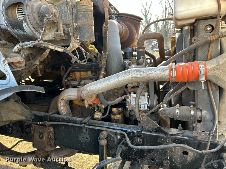 image for item EK2739 1999 Sterling L8511 dump truck