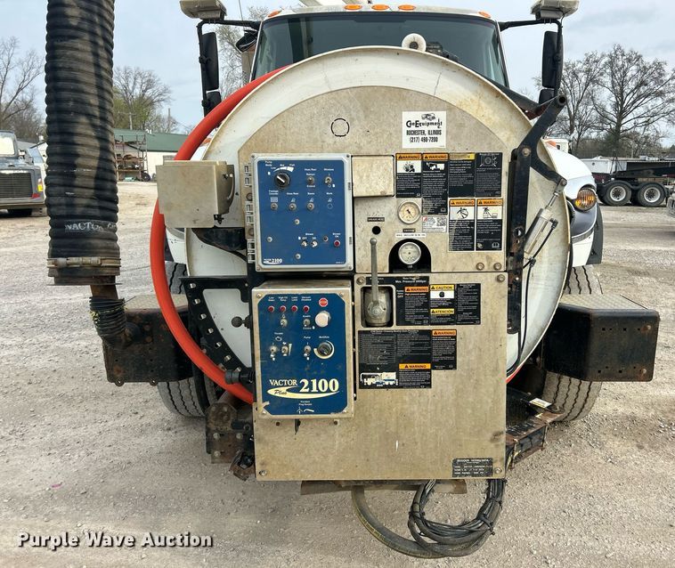 image for item EK2831 2014 International WorkStar 7600 sewer jetter truck