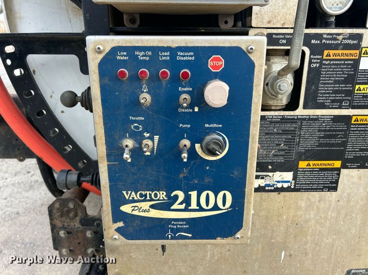 image for item EK2831 2014 International WorkStar 7600 sewer jetter truck