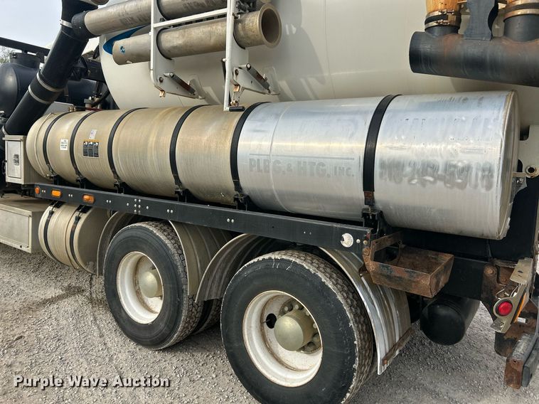 image for item EK2831 2014 International WorkStar 7600 sewer jetter truck