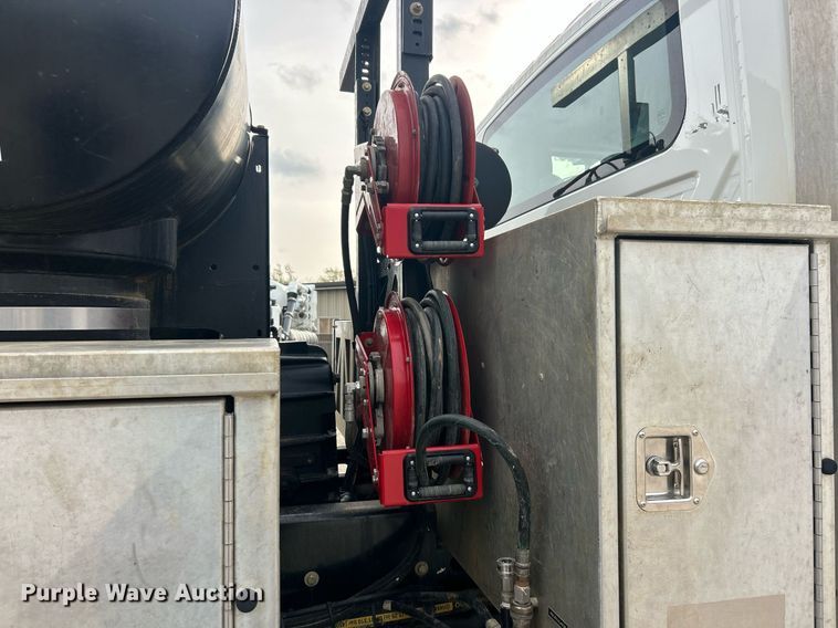 image for item EK2831 2014 International WorkStar 7600 sewer jetter truck