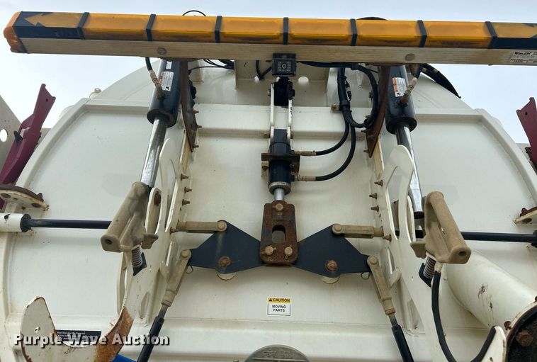 image for item EK2831 2014 International WorkStar 7600 sewer jetter truck