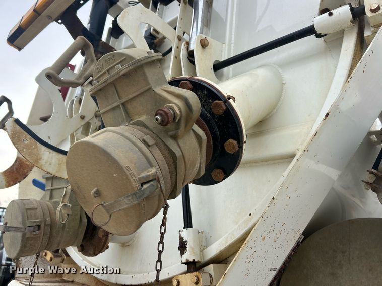 image for item EK2831 2014 International WorkStar 7600 sewer jetter truck