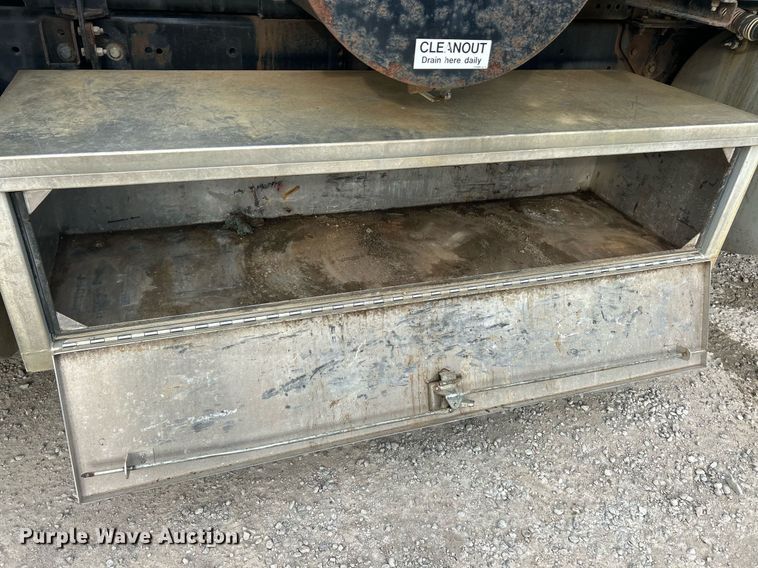 image for item EK2831 2014 International WorkStar 7600 sewer jetter truck