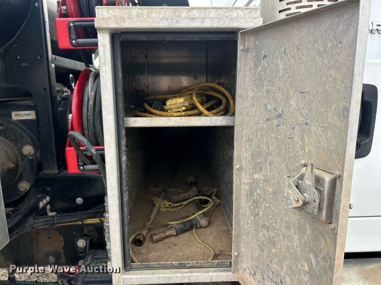 image for item EK2831 2014 International WorkStar 7600 sewer jetter truck