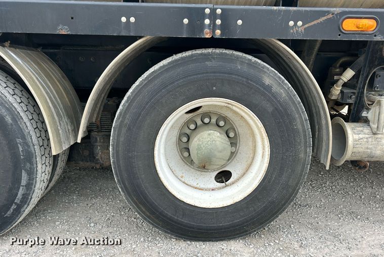 image for item EK2831 2014 International WorkStar 7600 sewer jetter truck