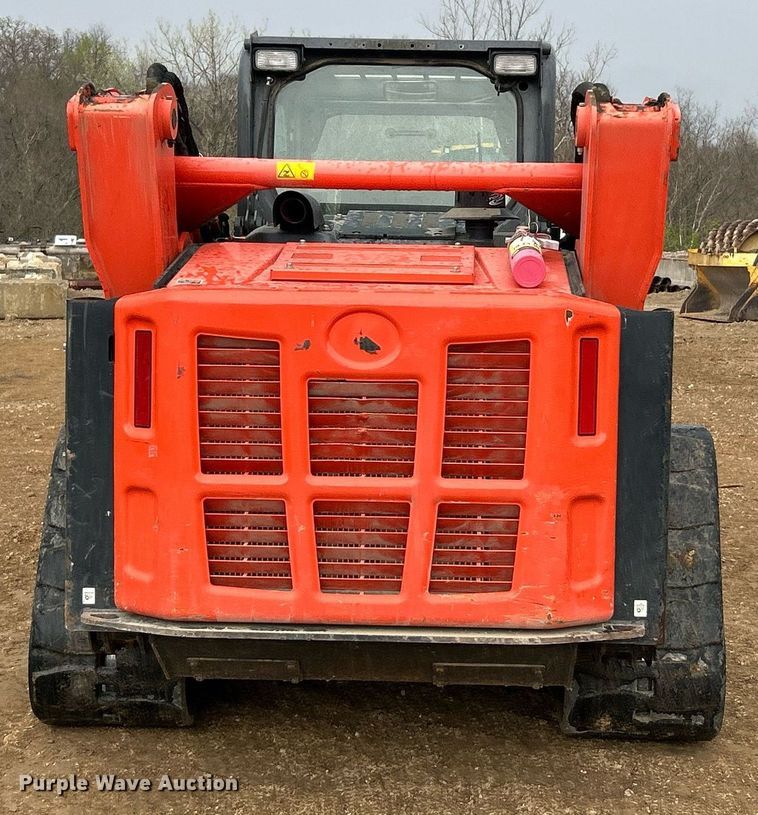 image for item EK2832 Kubota SVL 97-2 tracked skid steer loader