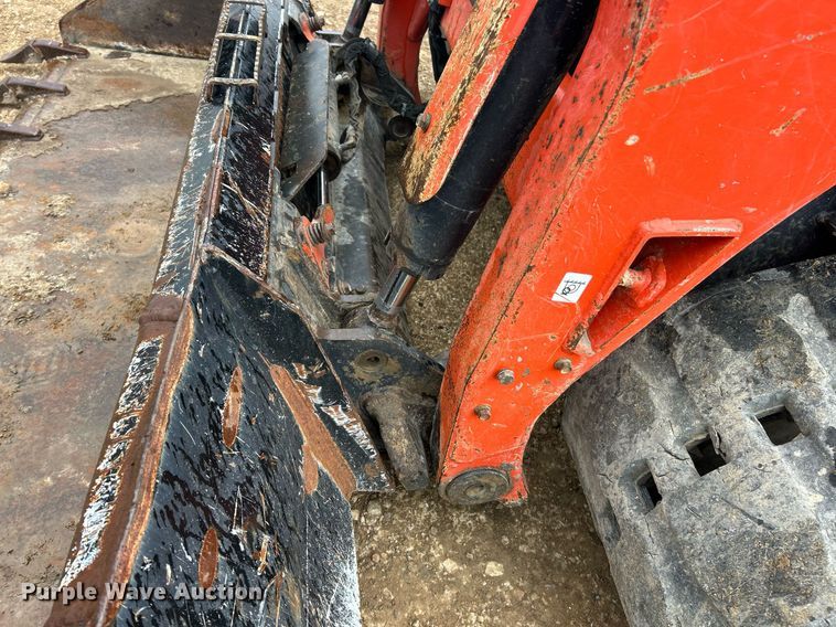 image for item EK2832 Kubota SVL 97-2 tracked skid steer loader