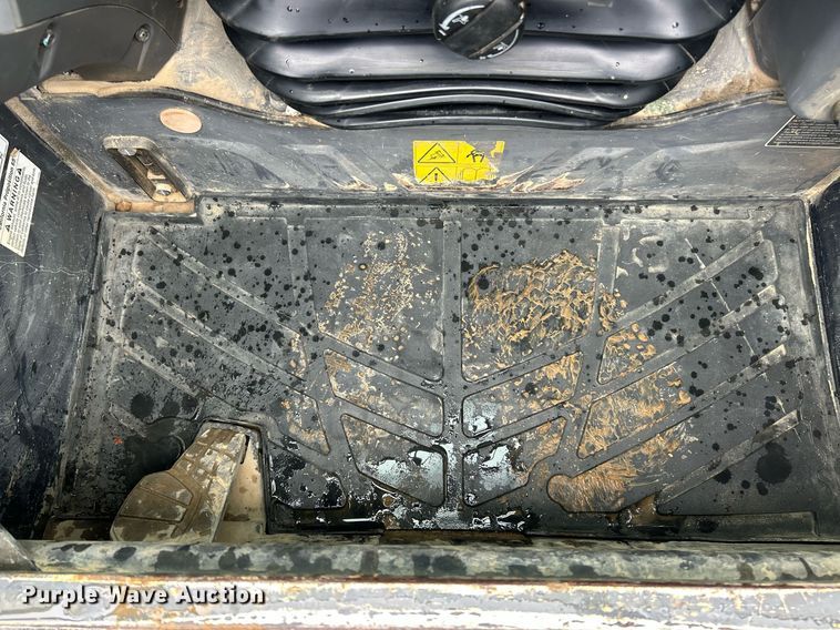 image for item EK2832 Kubota SVL 97-2 tracked skid steer loader