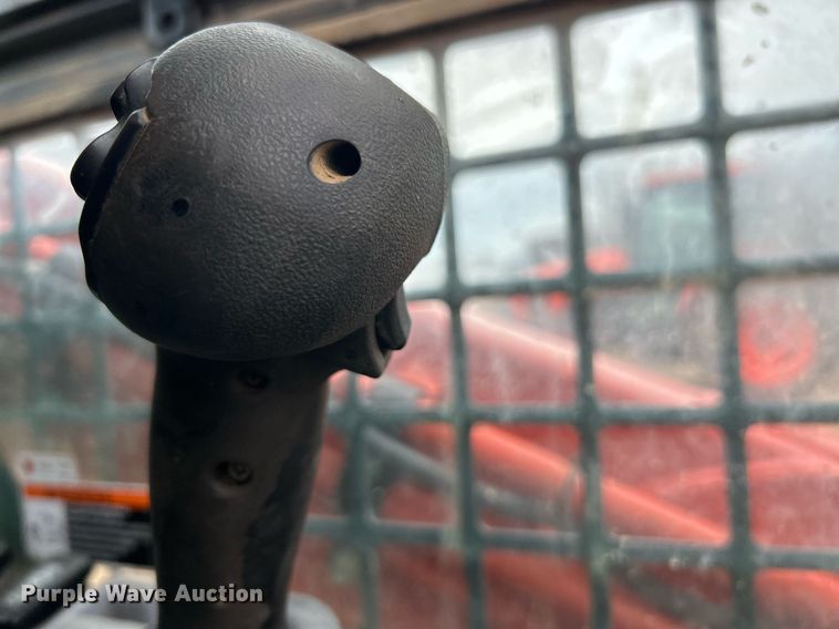 image for item EK2832 Kubota SVL 97-2 tracked skid steer loader