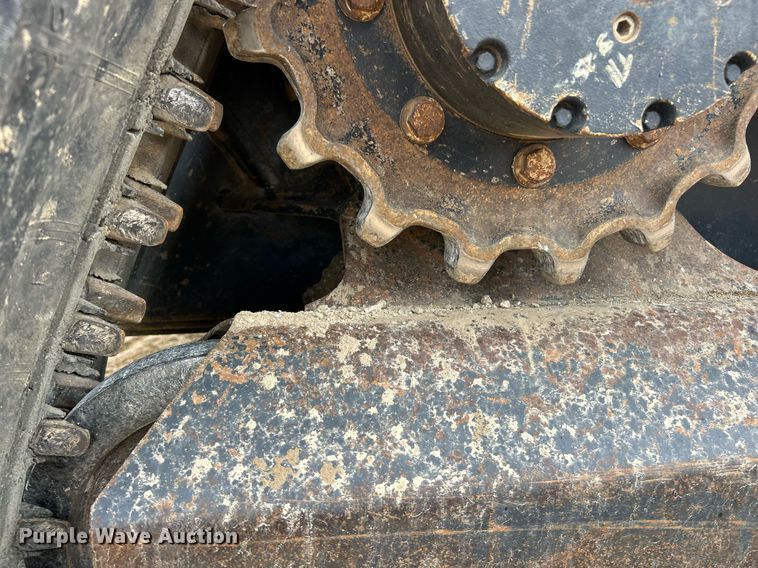 image for item EK2832 Kubota SVL 97-2 tracked skid steer loader