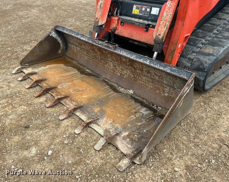 image for item EK2833 Kubota SVL 97-2 tracked skid steer loader