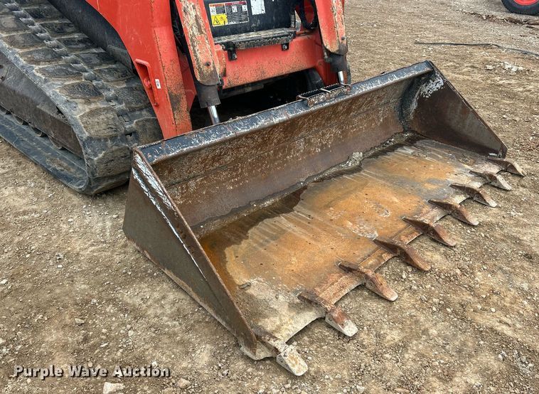 image for item EK2833 Kubota SVL 97-2 tracked skid steer loader