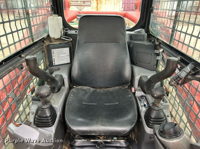 image for item EK2833 Kubota SVL 97-2 tracked skid steer loader