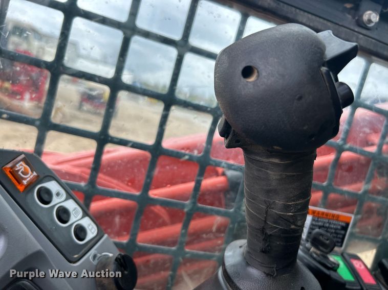 image for item EK2833 Kubota SVL 97-2 tracked skid steer loader