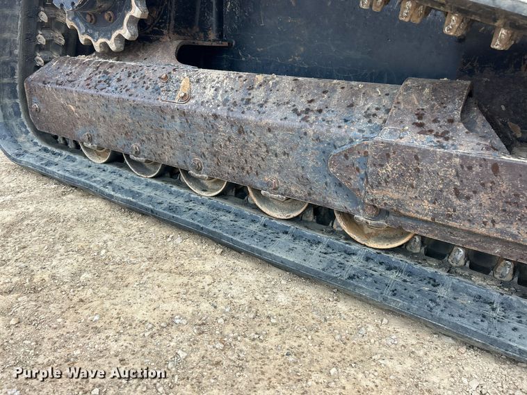 image for item EK2833 Kubota SVL 97-2 tracked skid steer loader