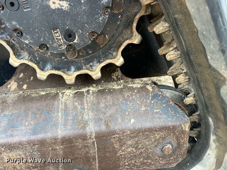 image for item EK2833 Kubota SVL 97-2 tracked skid steer loader