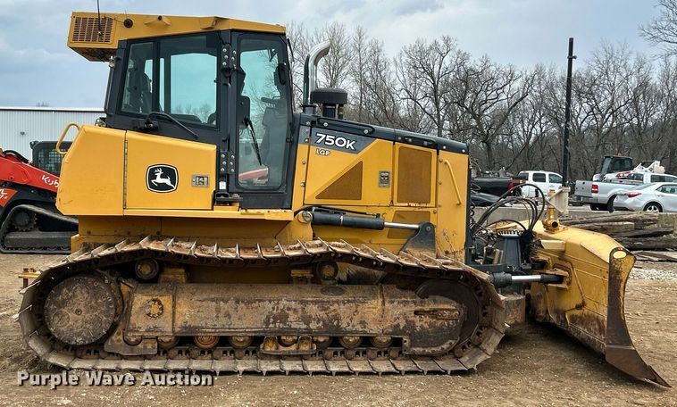 image for item EK2834 John Deere 750K LGP dozer