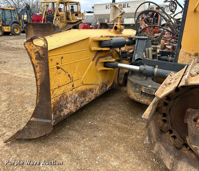 image for item EK2834 John Deere 750K LGP dozer